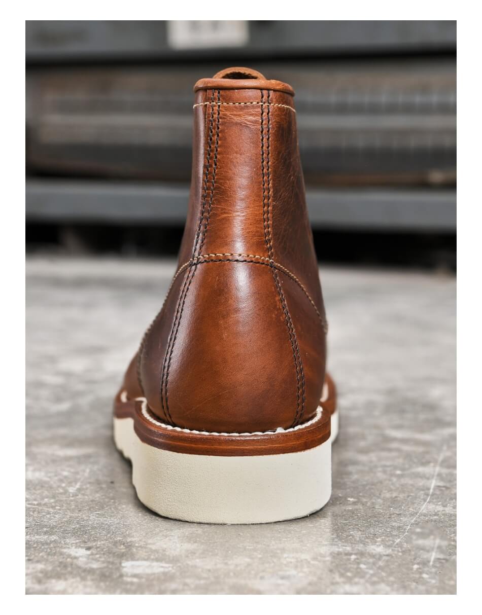 Men's Round Toe Boots, Oiled Shoulder Leather