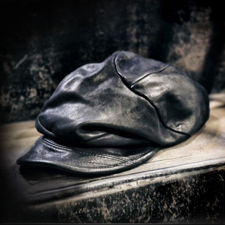 Casquette à visière en cuir noir