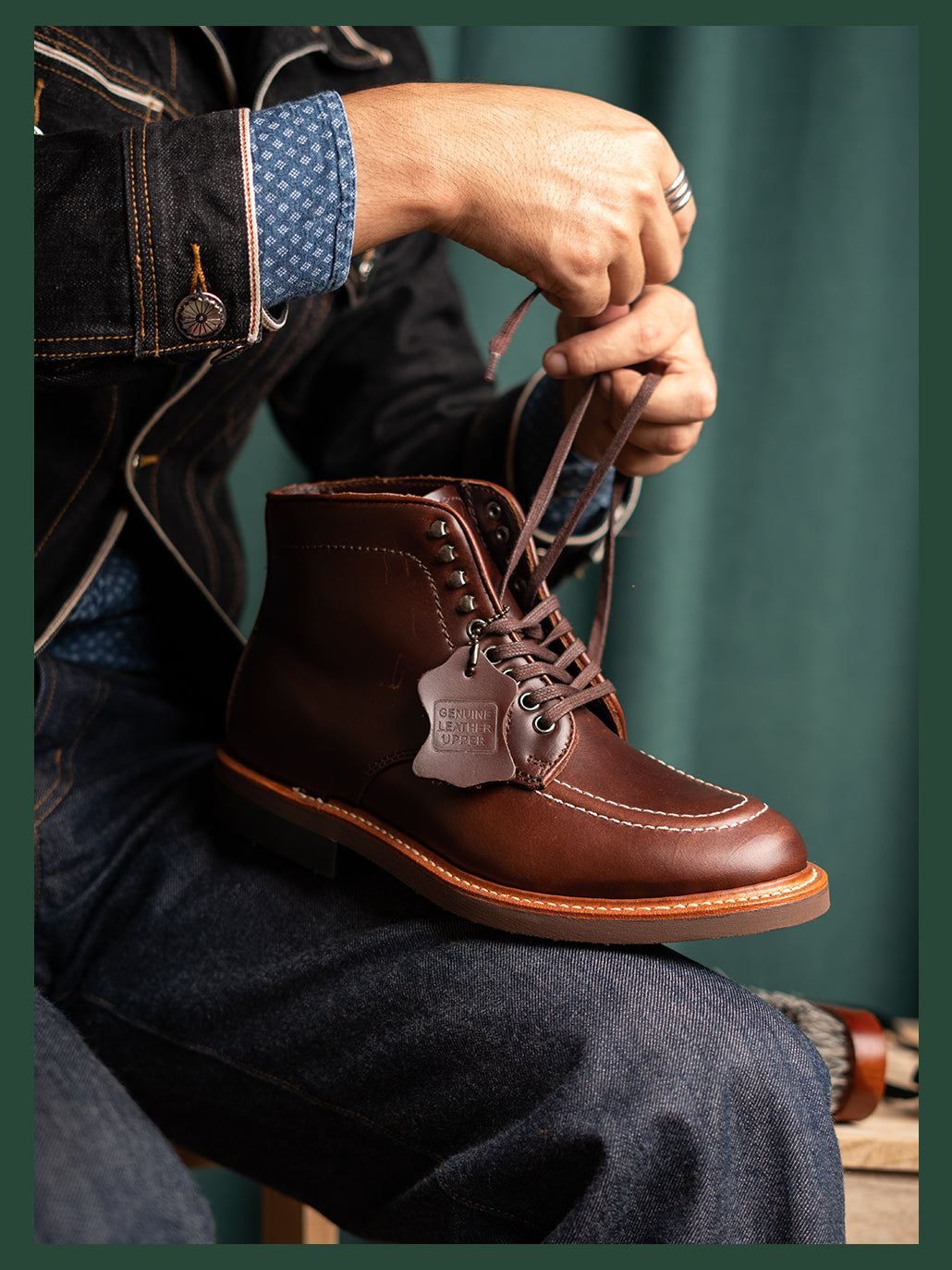 Men's Leather Moc Toe Boots