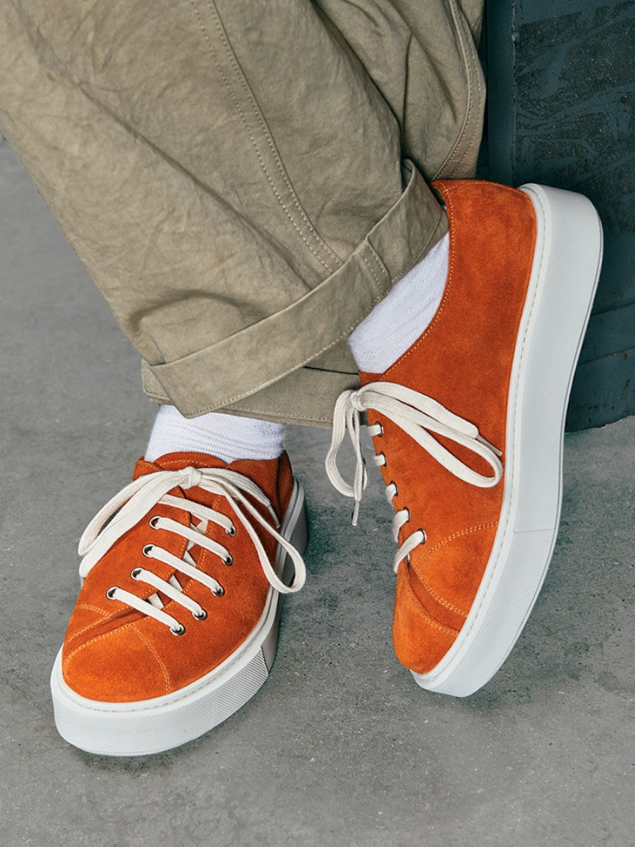 Baskets basses pour hommes orange