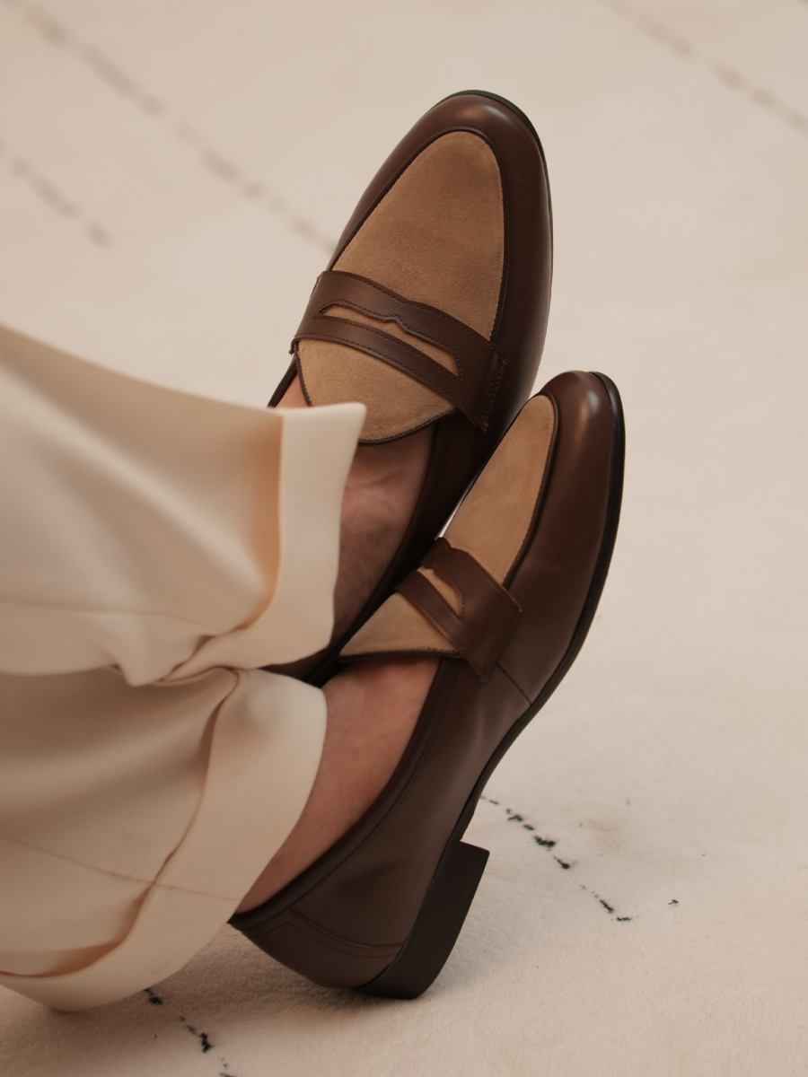 ELEGANT TWO-TONE LOAFER main image 0