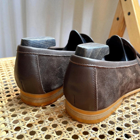 メンズ スエード タッセル ローファー