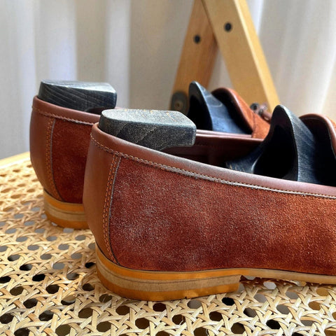 メンズ スエード タッセル ローファー