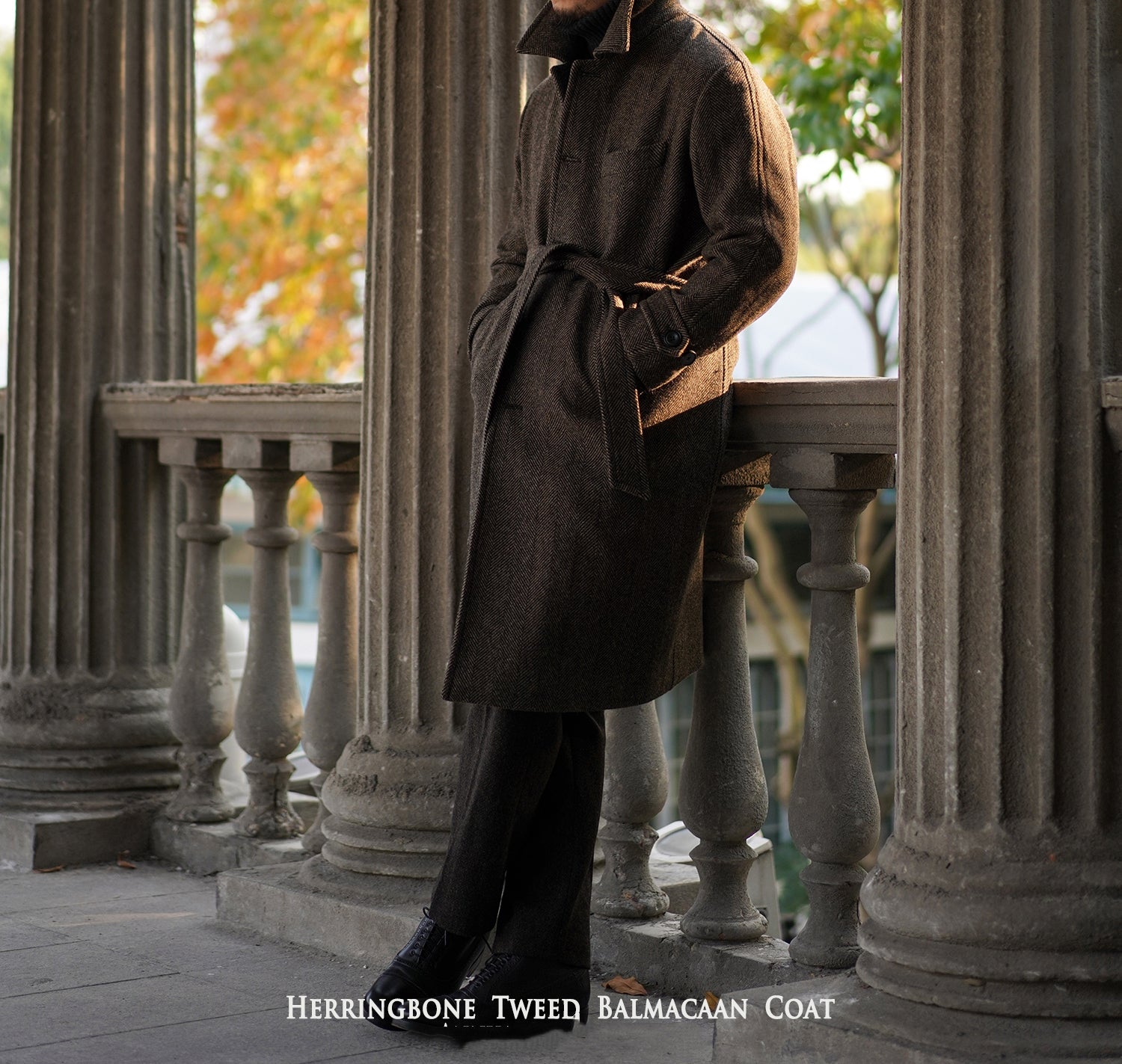 Balmacaan fashion overcoat